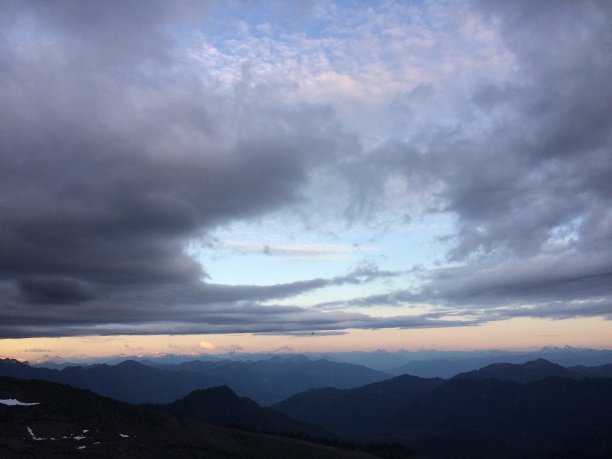 北喀斯喀特山脉图片下载