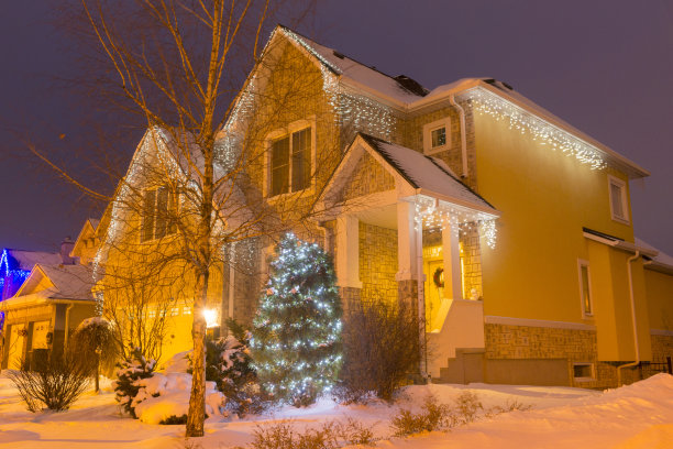 圣诞节郊区的房子素材图片