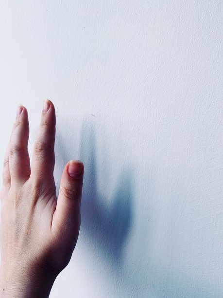 手的阴影图片下载