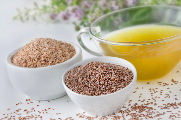 麦麸和印度小麦配茶图片下载