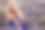 薰衣草地里的漂亮姑娘。夕阳下薰衣草田里的美女。——图片图片下载