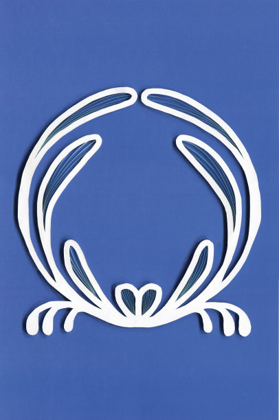 装饰纸艺术边界在蓝色和白色，完美的为您的文本图片下载