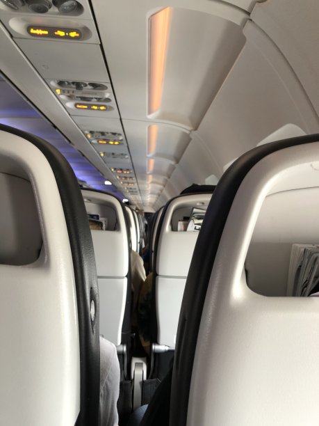 飞机上的座位图片下载
