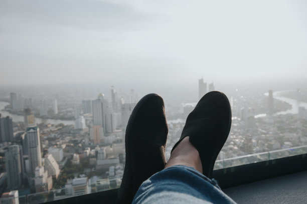 晚上休息时间图片下载