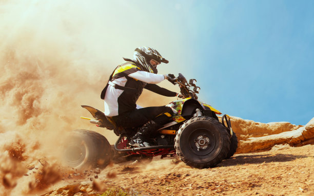 沙滩车。图片下载