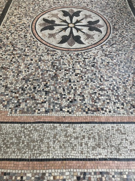 巴黎皇家宫殿马赛克瓷砖的细节图片下载