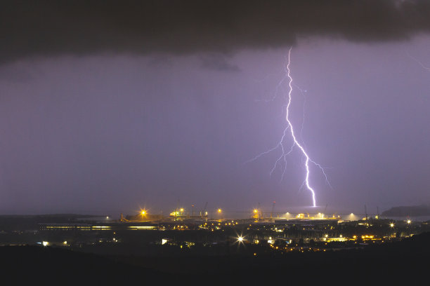 港海闪电图片下载