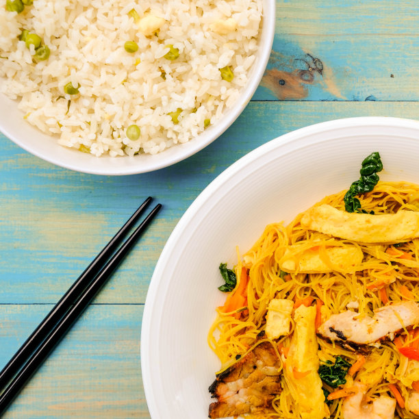 中式新加坡面蛋炒饭图片下载