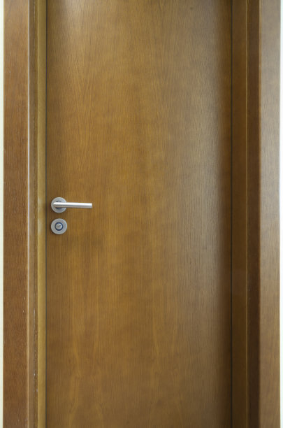 前面有一扇关着的门图片下载