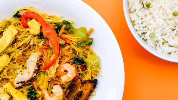 中式新加坡面蛋炒饭图片下载