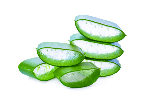 芦荟切片，在白色背景上分离图片下载