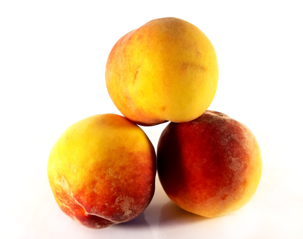 白底桃色概念设计。健康的早餐。健康的营养。孤立的照片。美味新鲜的食物。图片下载