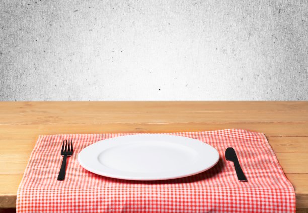 盘子里。图片下载