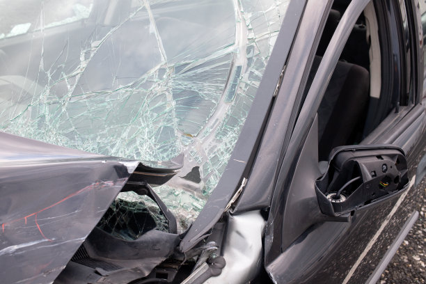 破坏车窗图片下载