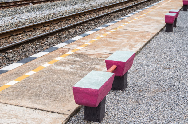 从双座卧铺的座位。图片下载