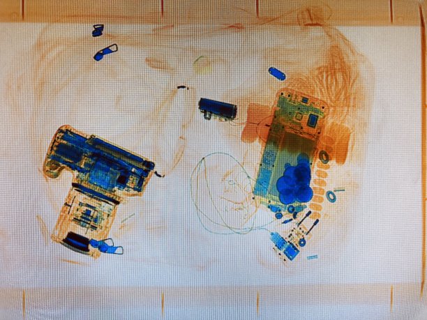 炸弹的x光照片图片下载