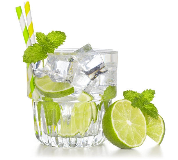 新鲜莫吉托鸡尾酒分离图片下载
