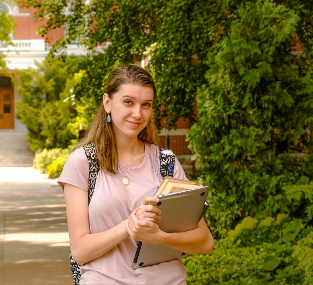 青少年新生的肖像图片下载