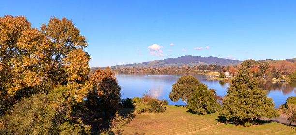 卡拉皮罗湖景观，怀卡托，新西兰图片下载