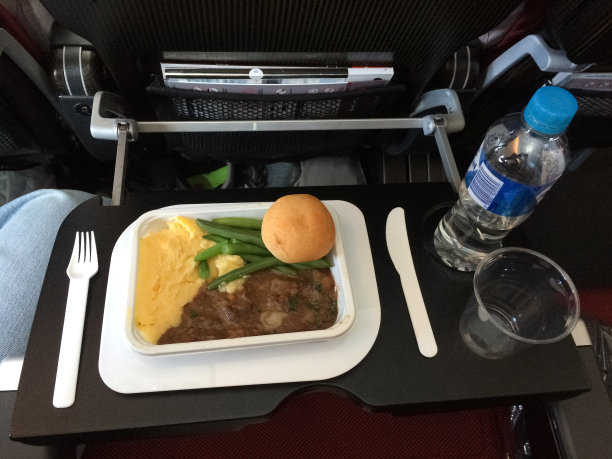悲伤的航空餐图片下载