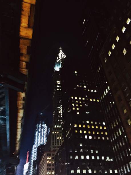 从地面看克莱斯勒大厦图片下载