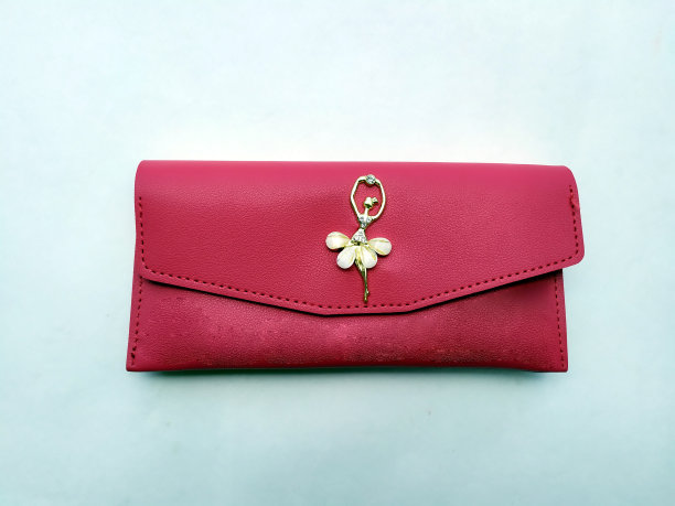 粉红色的女士钱包图片下载