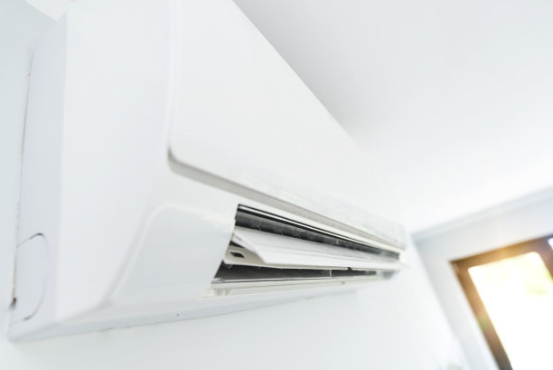 白墙房间空调系统图片下载