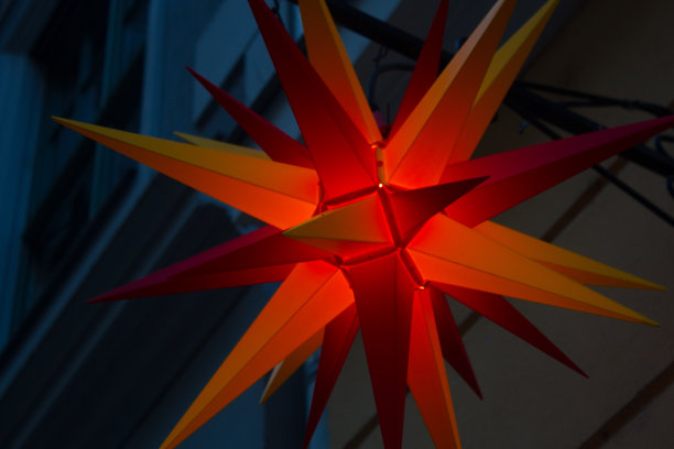 街上的灯笼图片下载