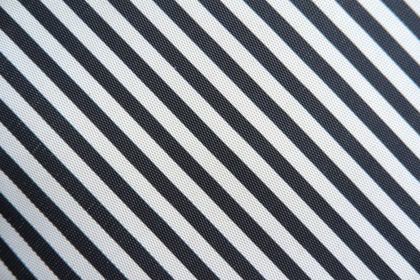 白色和黑色图案图片下载