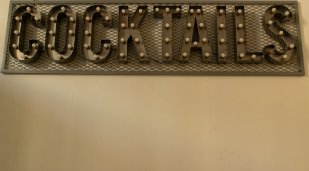 鸡尾酒签名与副本空间图片下载