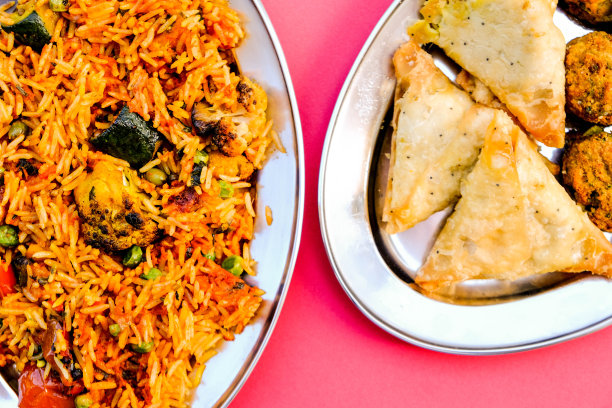 印度风格蔬菜比尔亚尼饭图片下载