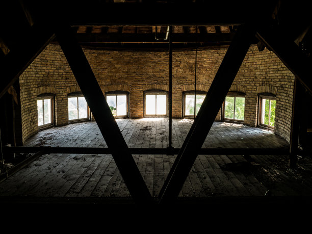 密歇根州特拉弗斯城的旧州立精神病院图片下载