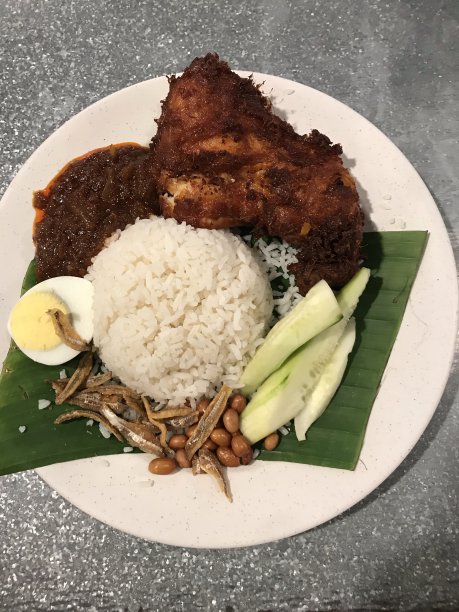 炒鸡油炒饭图片下载