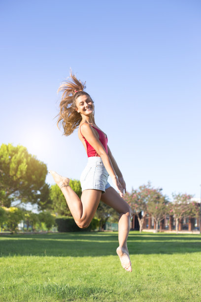 快乐的女人。图片下载