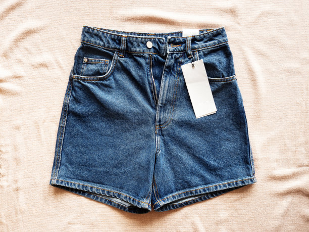 蓝色牛仔裤短裤，蓝色牛仔裤短裤，时尚牛仔裤女士短裤，图片下载