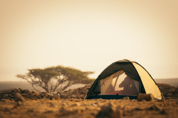 沙漠露营图片下载