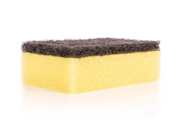 厨房清洁海绵上隔离白色图片下载