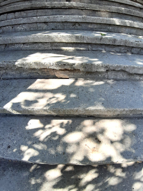 楼梯的步骤。现代城市生活理念，照片图片下载