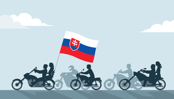 骑着斯洛伐克国旗摩托车的人图片下载