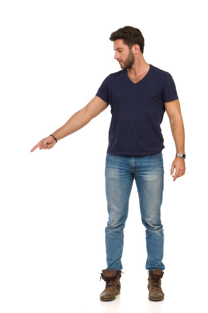 严肃的人会向下看图片下载