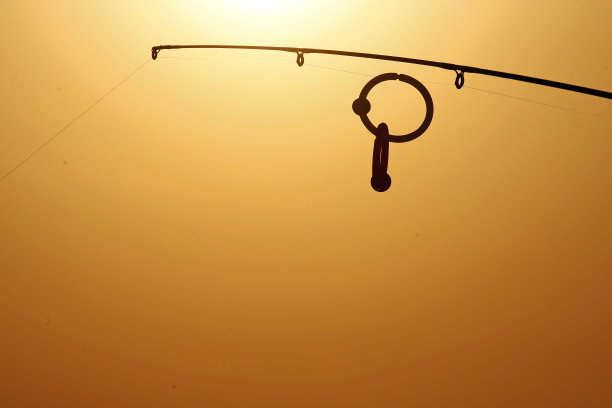 日落在湖图片下载