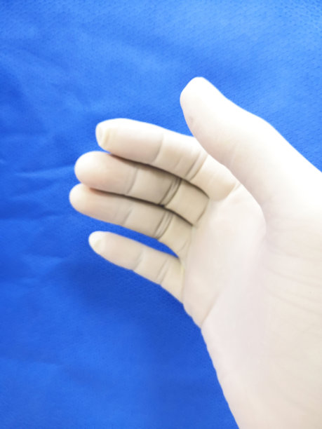 手拿无菌手套图片下载