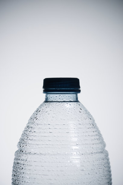 水瓶图片下载