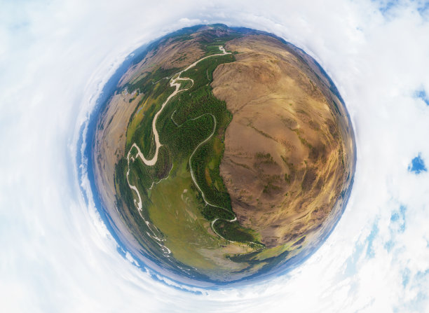 库莱草原和楚亚河图片下载