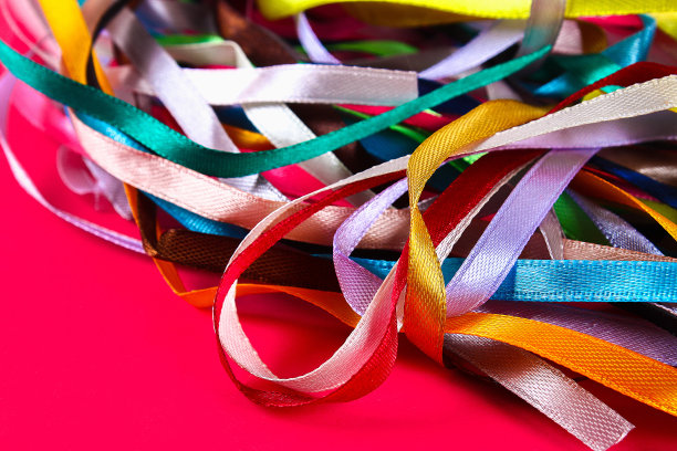 用织物缝制和针线活用的彩色缎带图片下载