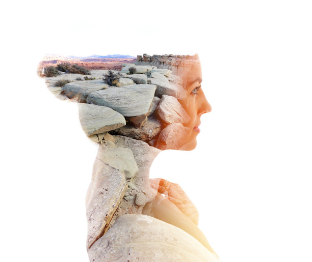 犹他州圣拉斐尔斯韦尔的一名年轻女子多次曝光。Saltwash忽略。图片下载