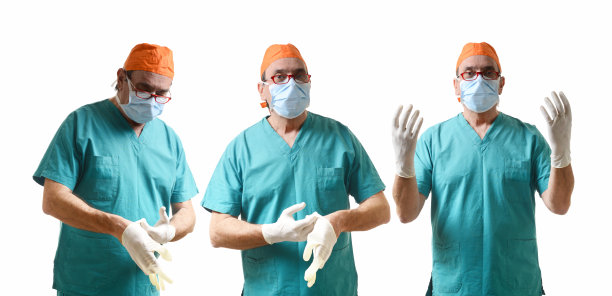 戴手术手套的医生图片下载