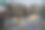 模糊照片的城市景观黄昏背景，图像模糊的街道散景与彩色灯光在夜间时间的背景使用。图片下载