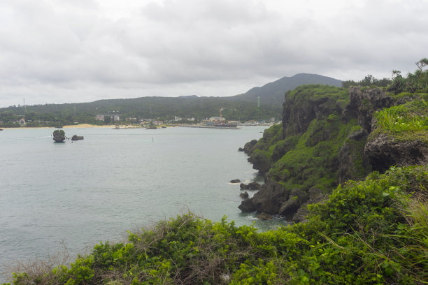 风景优美的日本冲绳县曼扎莫角图片下载