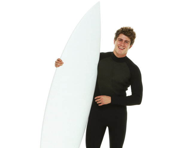 一个男人只有/腰部以上的20-29岁的成年人英俊的白人男性/年轻男子在白色背景下穿着潜水服/泳装谁是兴奋/快乐/微笑/成功/叫喊和庆祝和使用冲浪板图片下载
